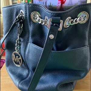 Michael Kors Navy Blue handbag only used twice